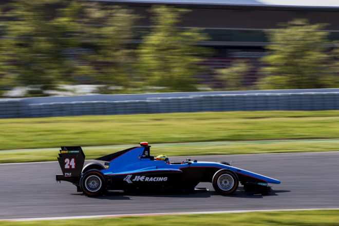 Maini tops 1st session in Barcelona: GP3 2nd test