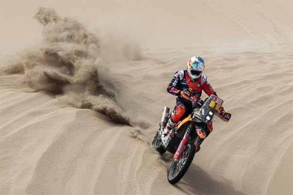 Sam Sunderland wins tough Stage 3: A KTM view of the Dakar Rally 2018