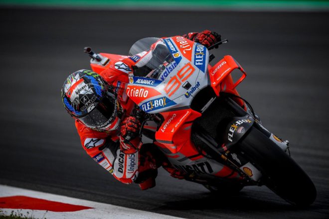 Jorge Lorenzo hammers home his pace with sublime win in Barcelona