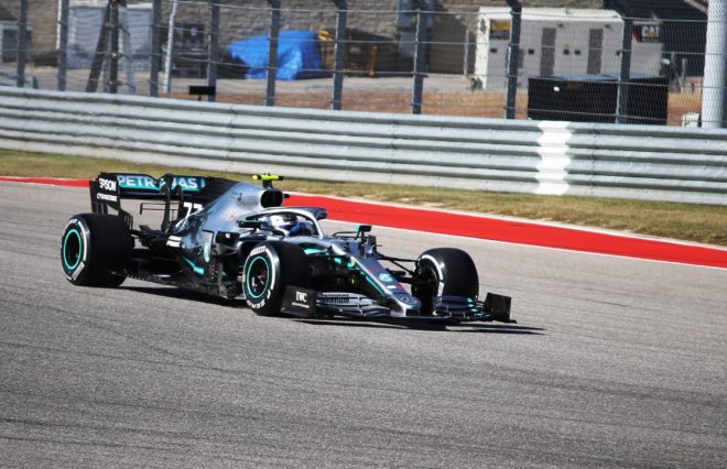 Lewis Hamilton clinches sixth World F1 Championship; Bottas wins race