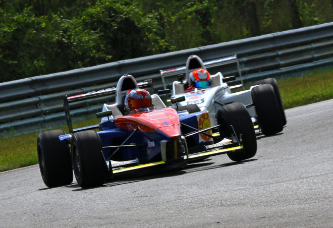 Mumbai Falcons soar high with a double; Bangalore Racing Stars top in Race 1