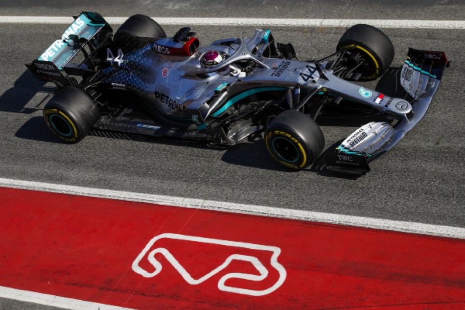 Hamilton fastest in pre-season test at Barcelona: Day 1