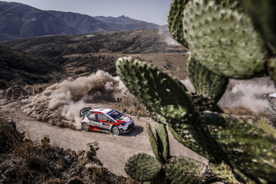 Ogier takes lead as Hyundai pair suffers setbacks: WRC