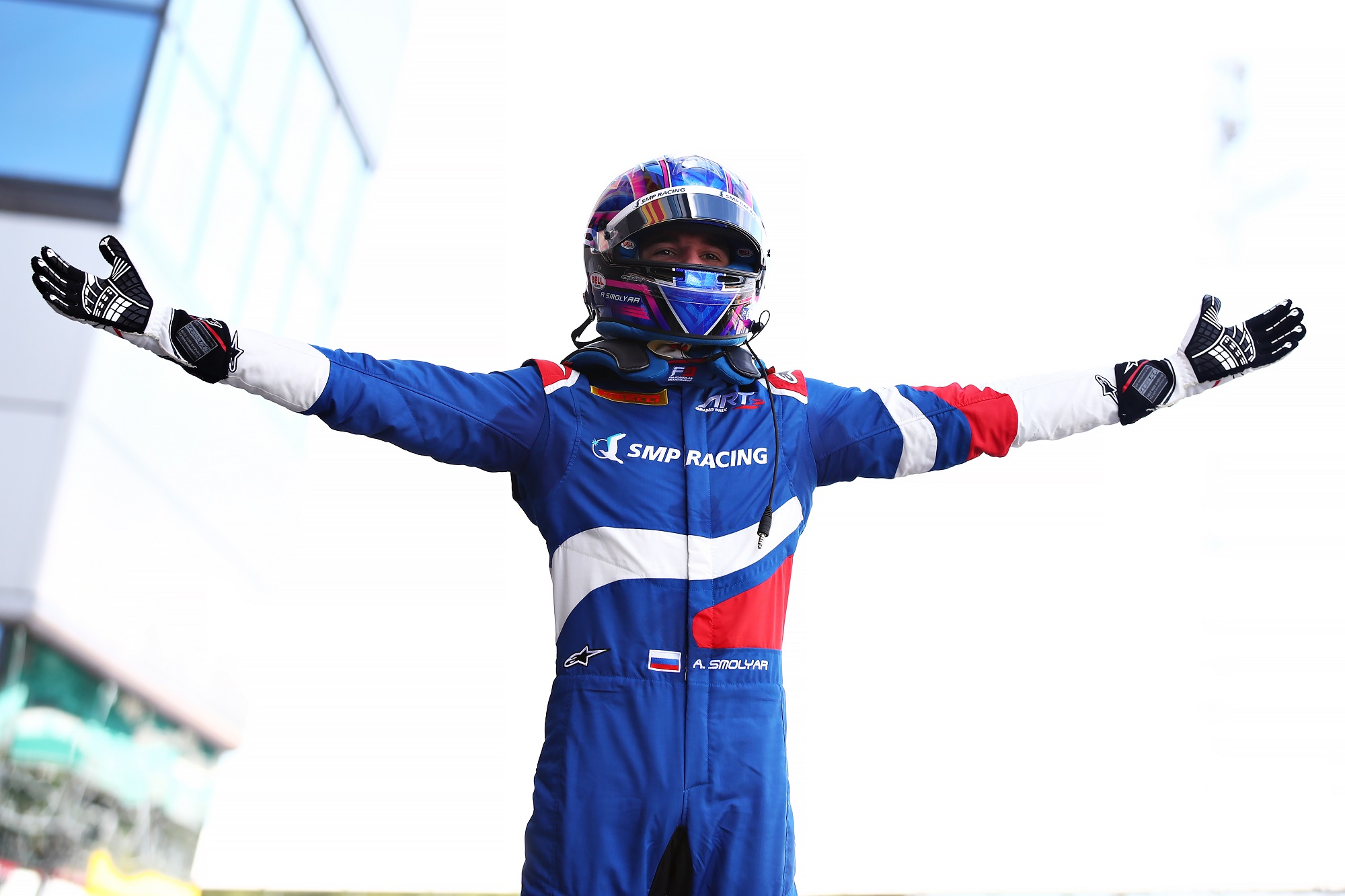 Alex Smolyar wins F3 Race 2 to become 6th different winner