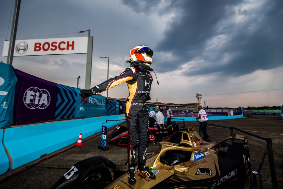 Antonio Felix da Costa wins Formula E championship