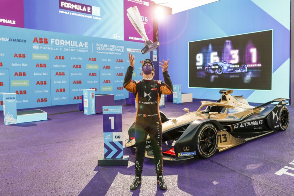 António Félix da Costa wins at Berlin as Formula E returns