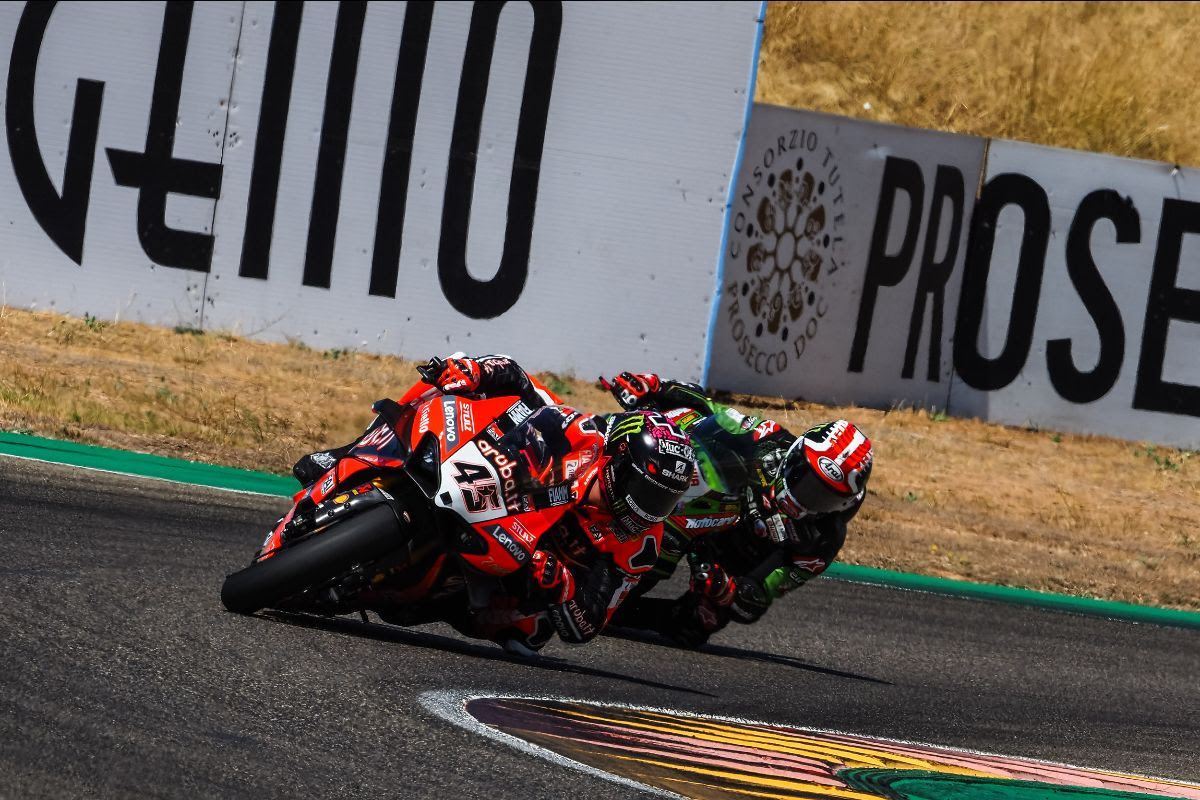 Top contenders battle it out as Redding claims victory