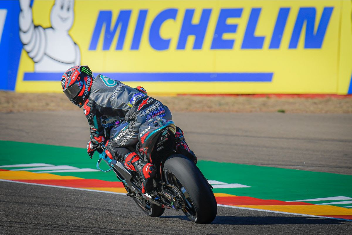 Perfect 10: Quartararo snatches pole from Viñales by half a tenth