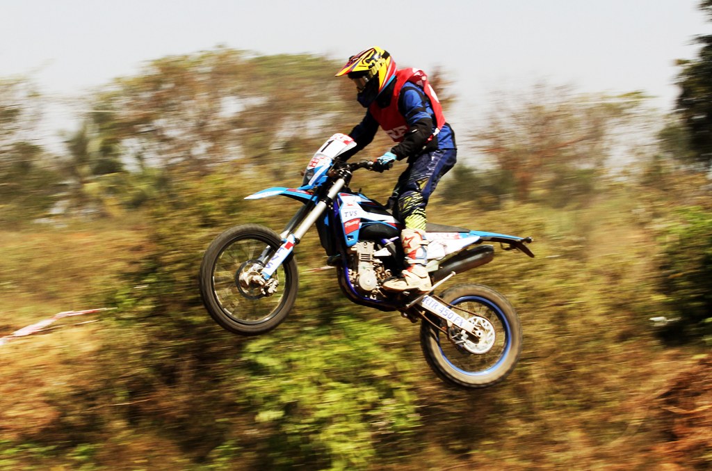 MRF Mogrip 2w INRC Round 1 at Puttur on Nov 29