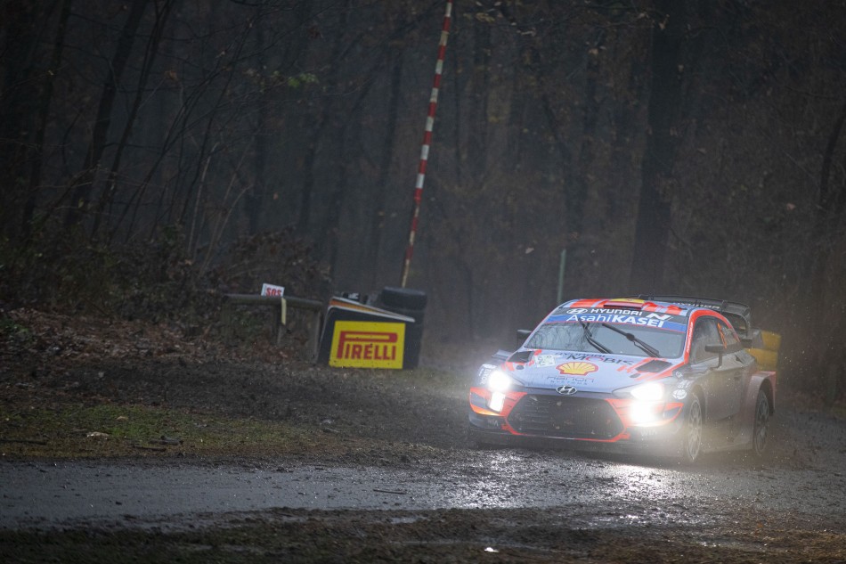 Spaniard Sordo takes the early lead: WRC final round