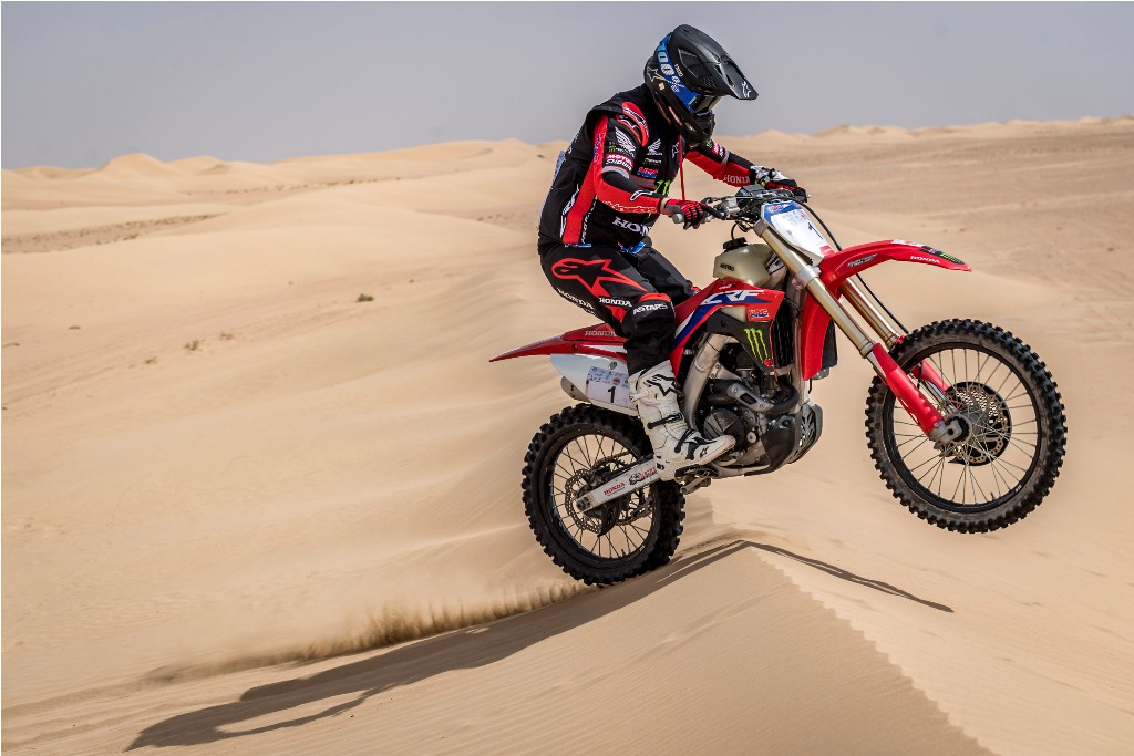 Saudi star Al Rajhi, Mare top time sheets to take Dubai Baja lead; Aishwarya on target