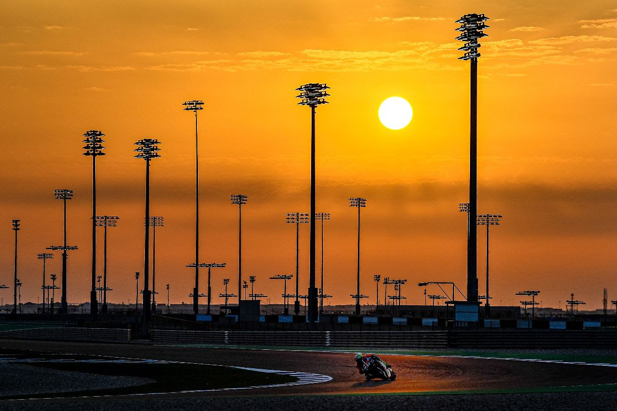 Espargaro tops timesheets on Day 1 of Qatar test