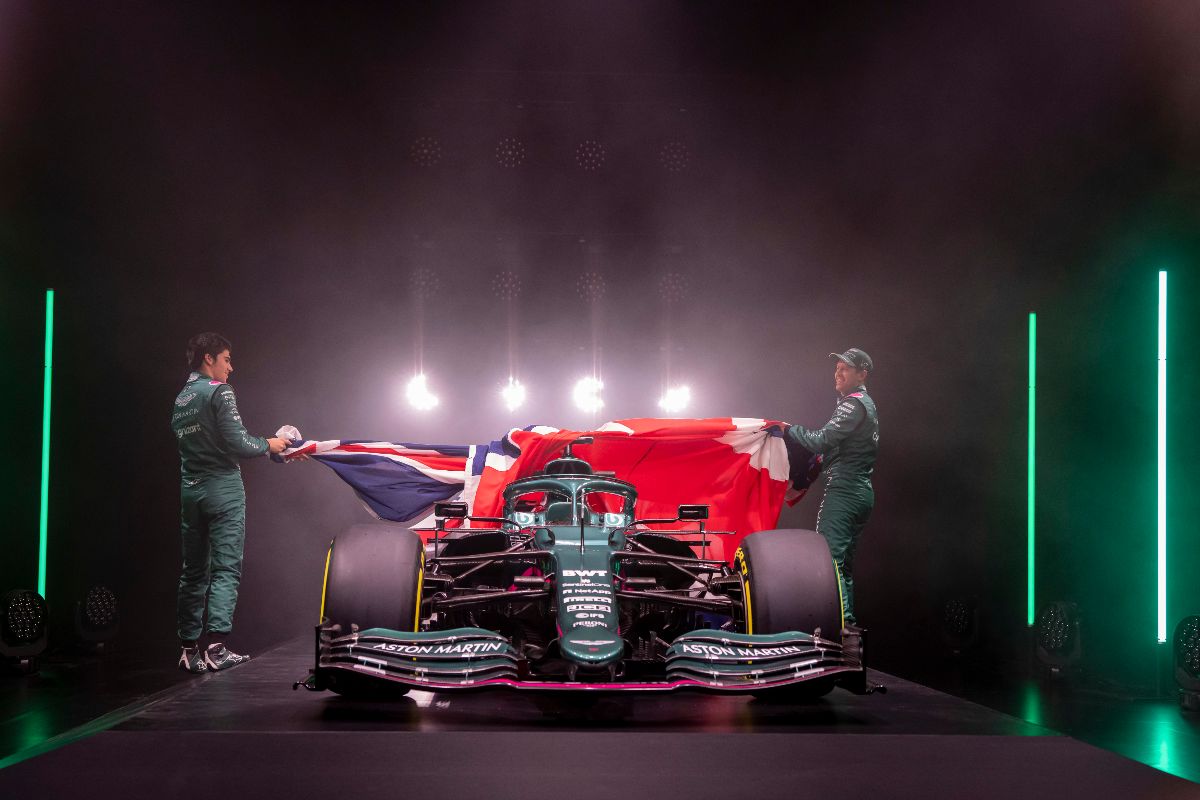 Sebastian Vettel, Lance Stroll launch Aston Martin Cognizant F1 car, #AMR21
