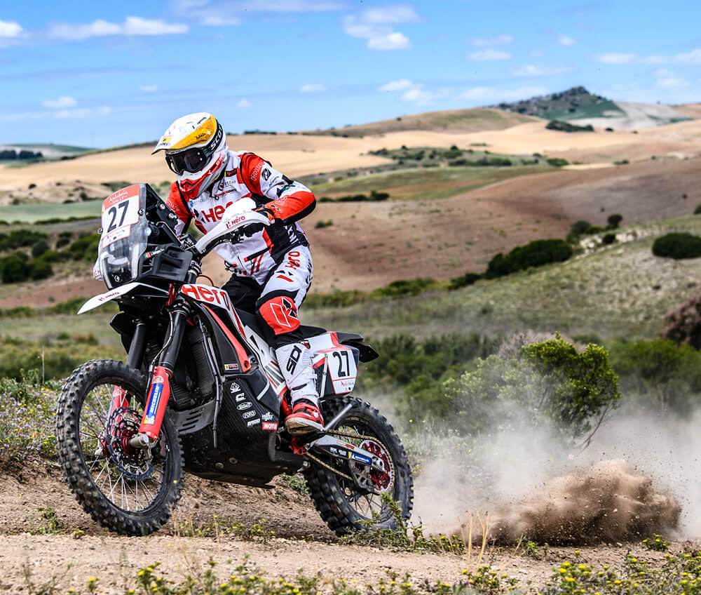 Hero begins welll as J Rod claims victory in prologue