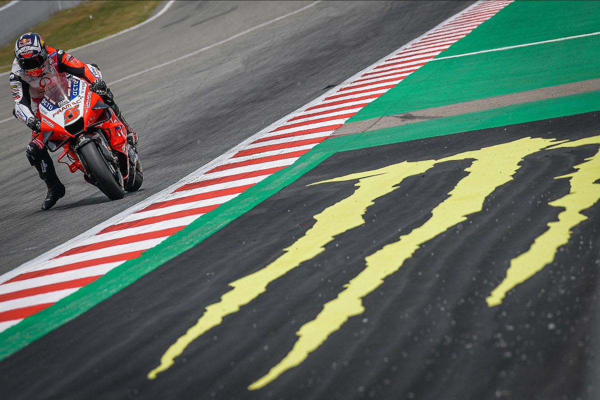 Zarco and Morbidelli split by just 0.021 in Barcelona