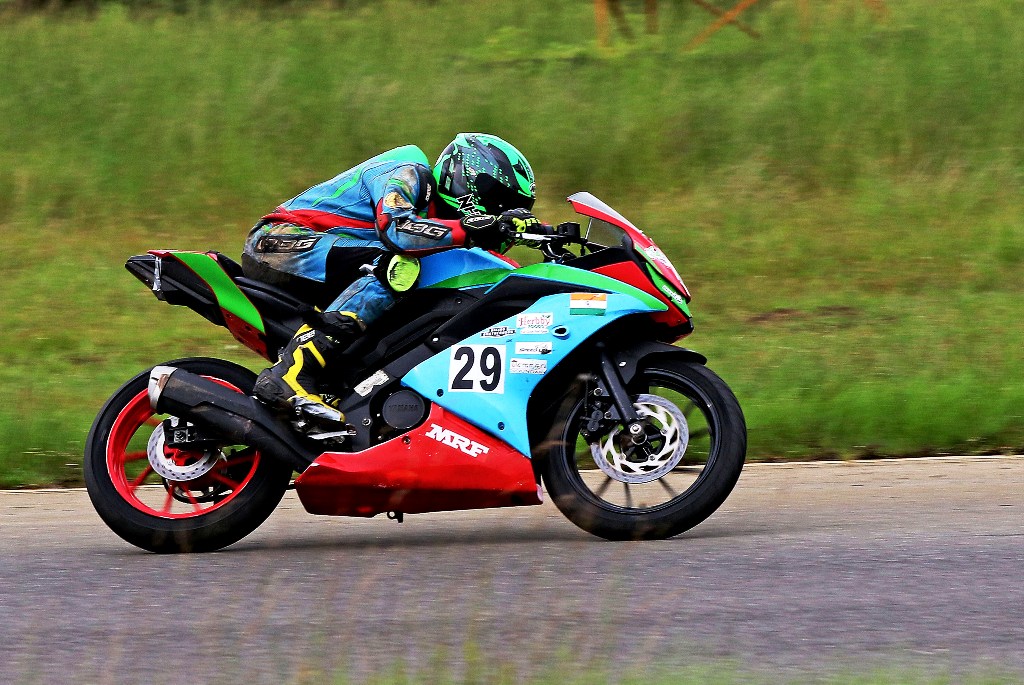 Alwin Sundar takes pole position in Novice category