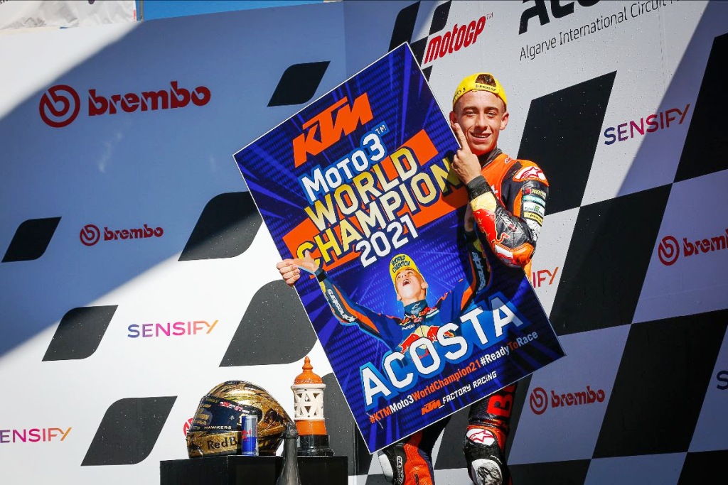 In a tense thriller, rookie seals the deal: Moto3 World champ