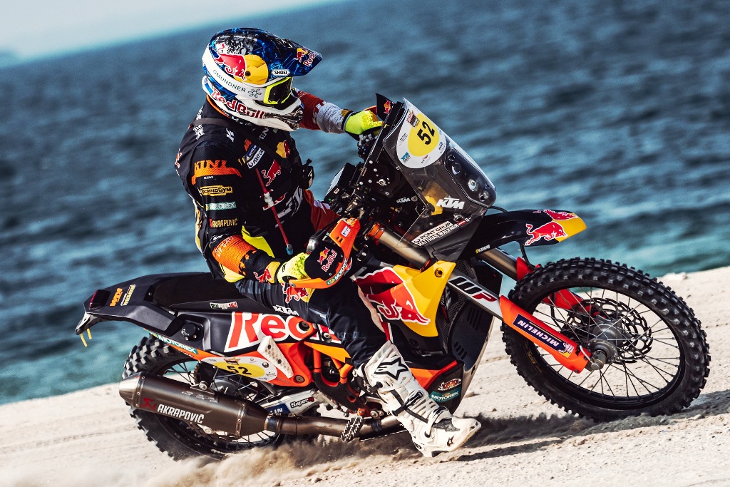 Mathias Walkner fastest at Yas Marina SSS