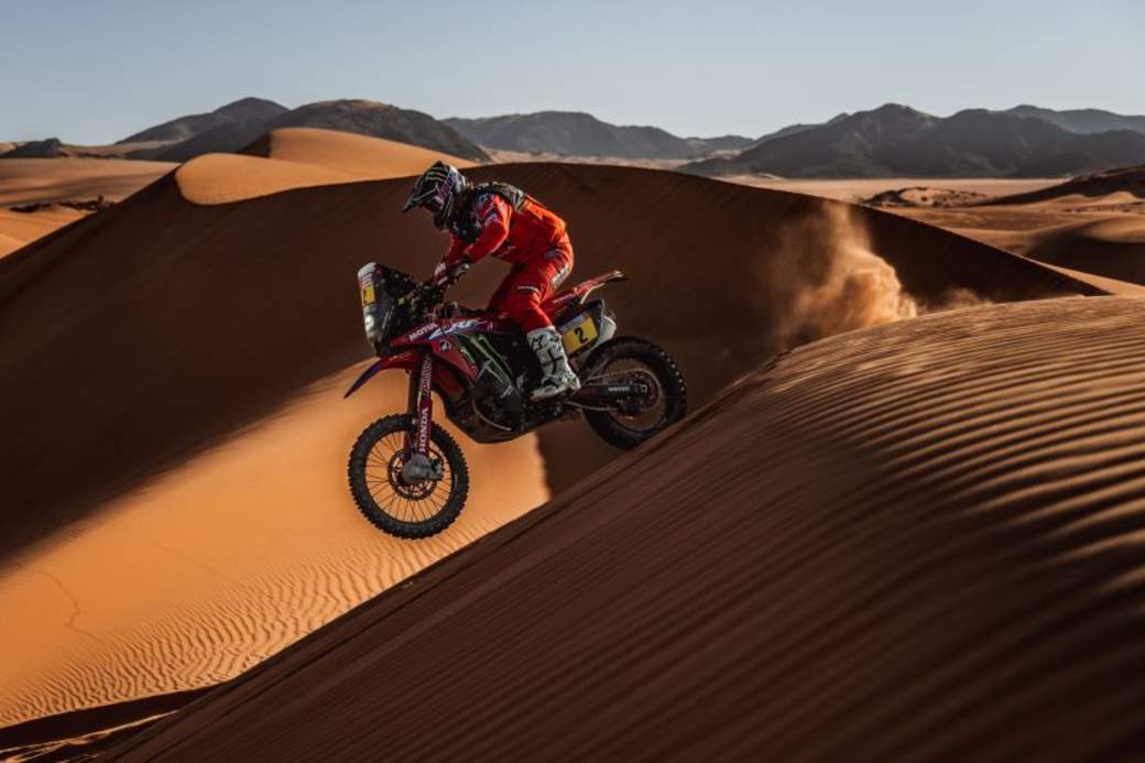 A recital by Sunderland; One more Dakar in sight for Nasser Al-Attiyah