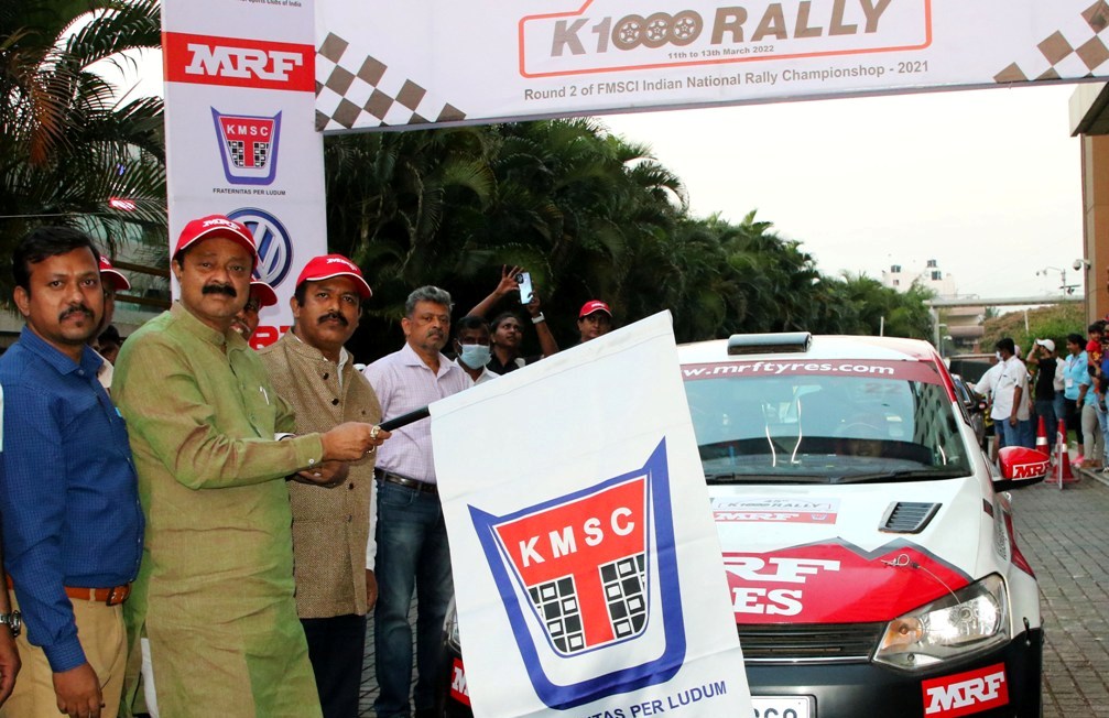 K1000 flagged off