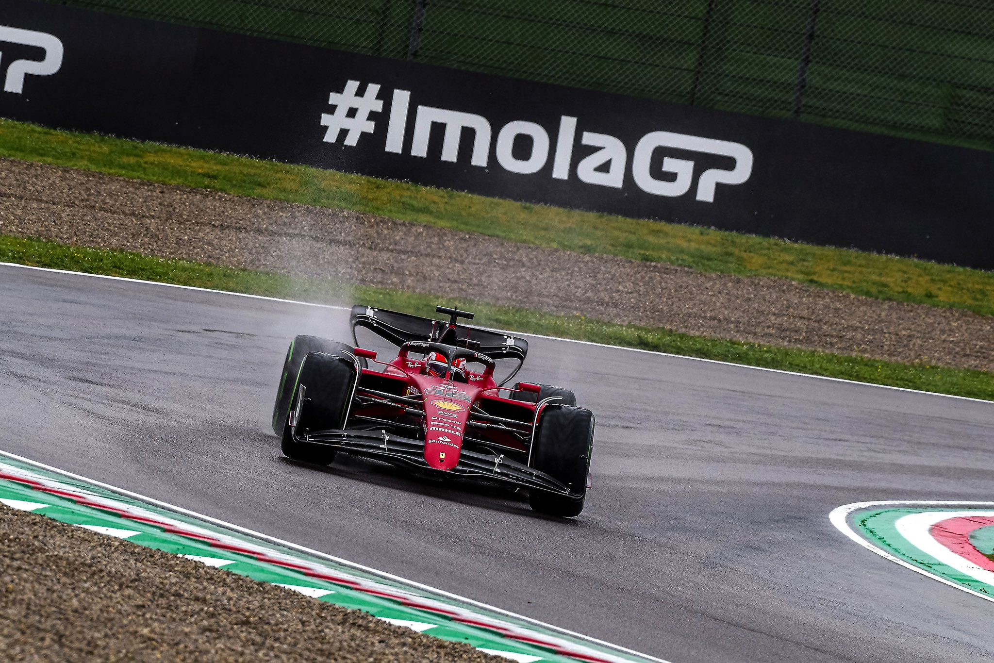 Leclerc leads Sainz in a wet FP1 session of Emilia Romagna GP