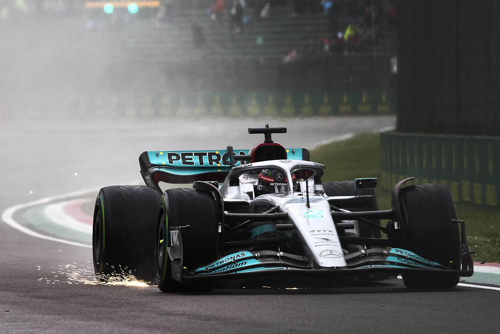 Russell ends on top in dry FP2 of Emilia Romagna GP