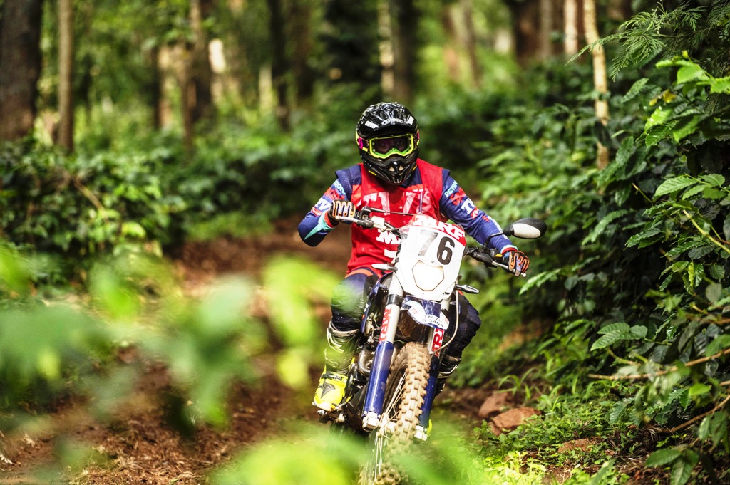 Aishwarya Pissay begins quest for sixth National Rally title with a victory