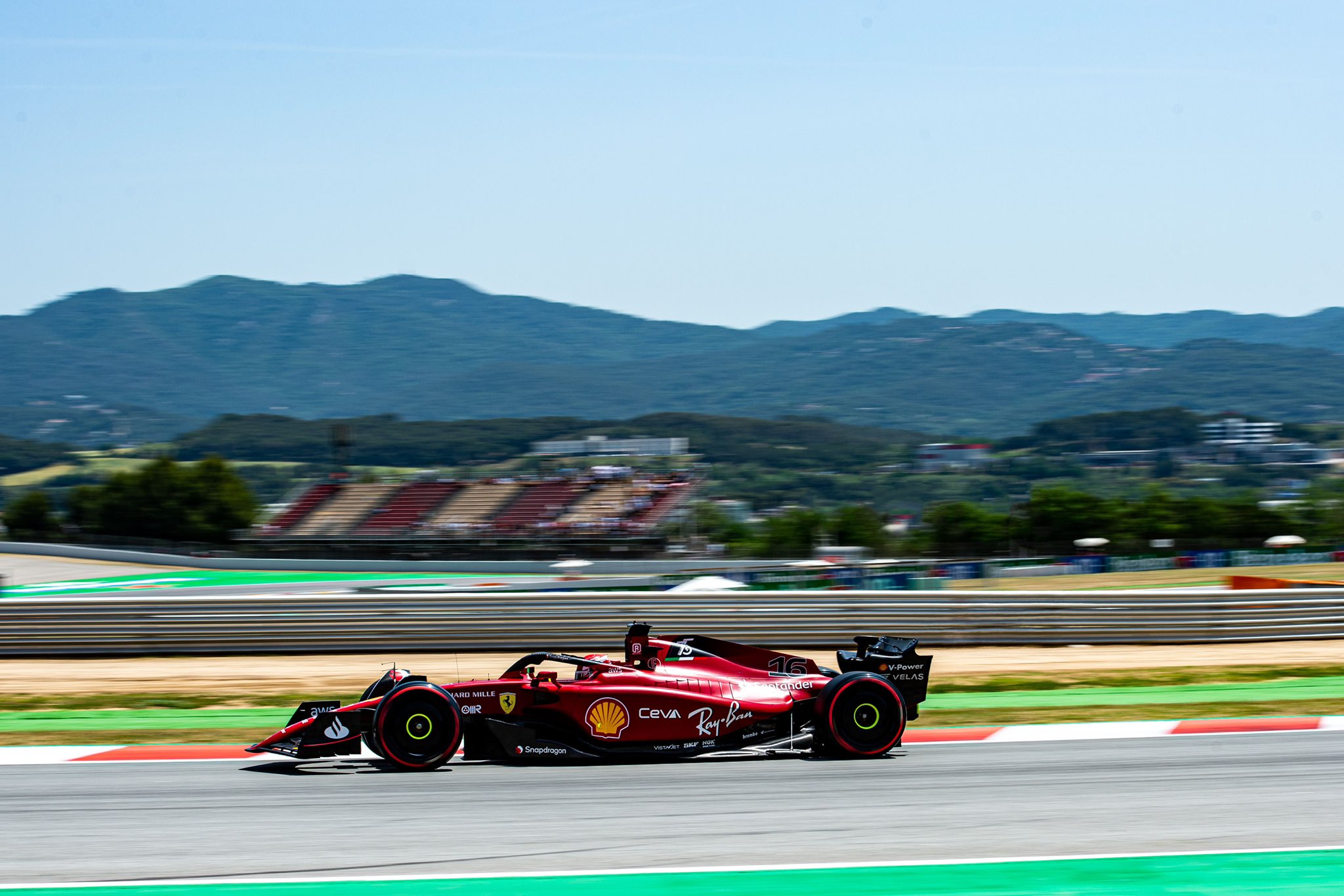 Spanish GP: Leclerc takes pole despite spin; Verstappen faces issues