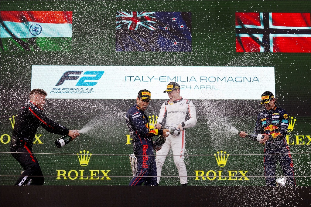 Jehan misses victory but moves to third in title-hunt