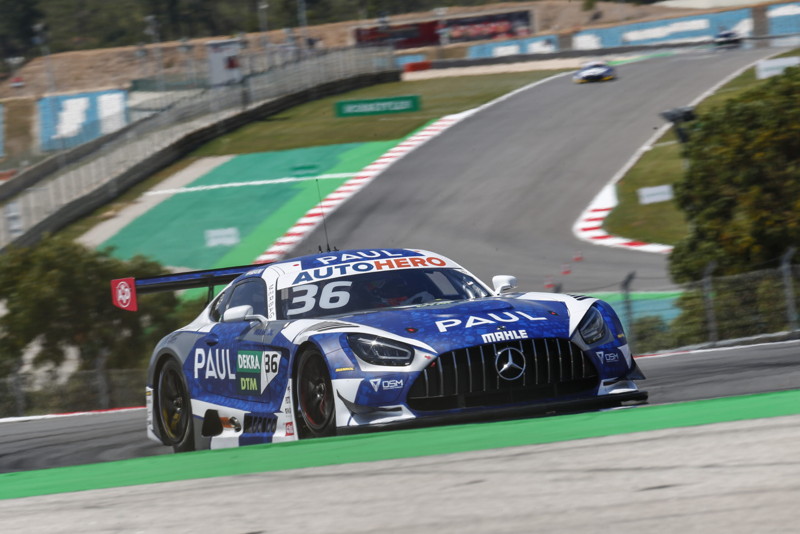 DTM: Maini has a difficult start to 2022 season in Portimao
