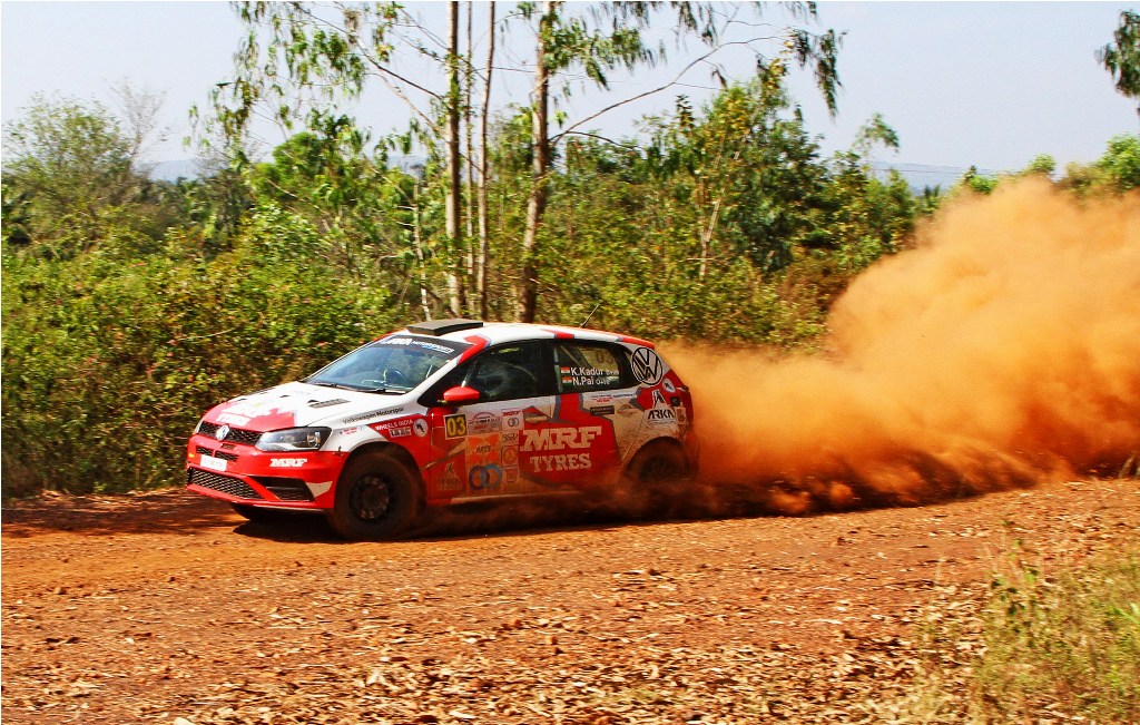 Karna Kadur takes sizeable lead; Gaurav Gill retires: K1000