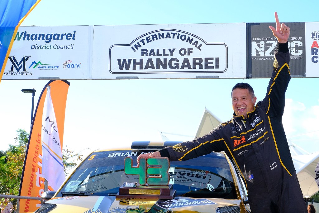 Hayden Paddon, co-driver John Kennard win Rally of Whangarei: APRC Ro4