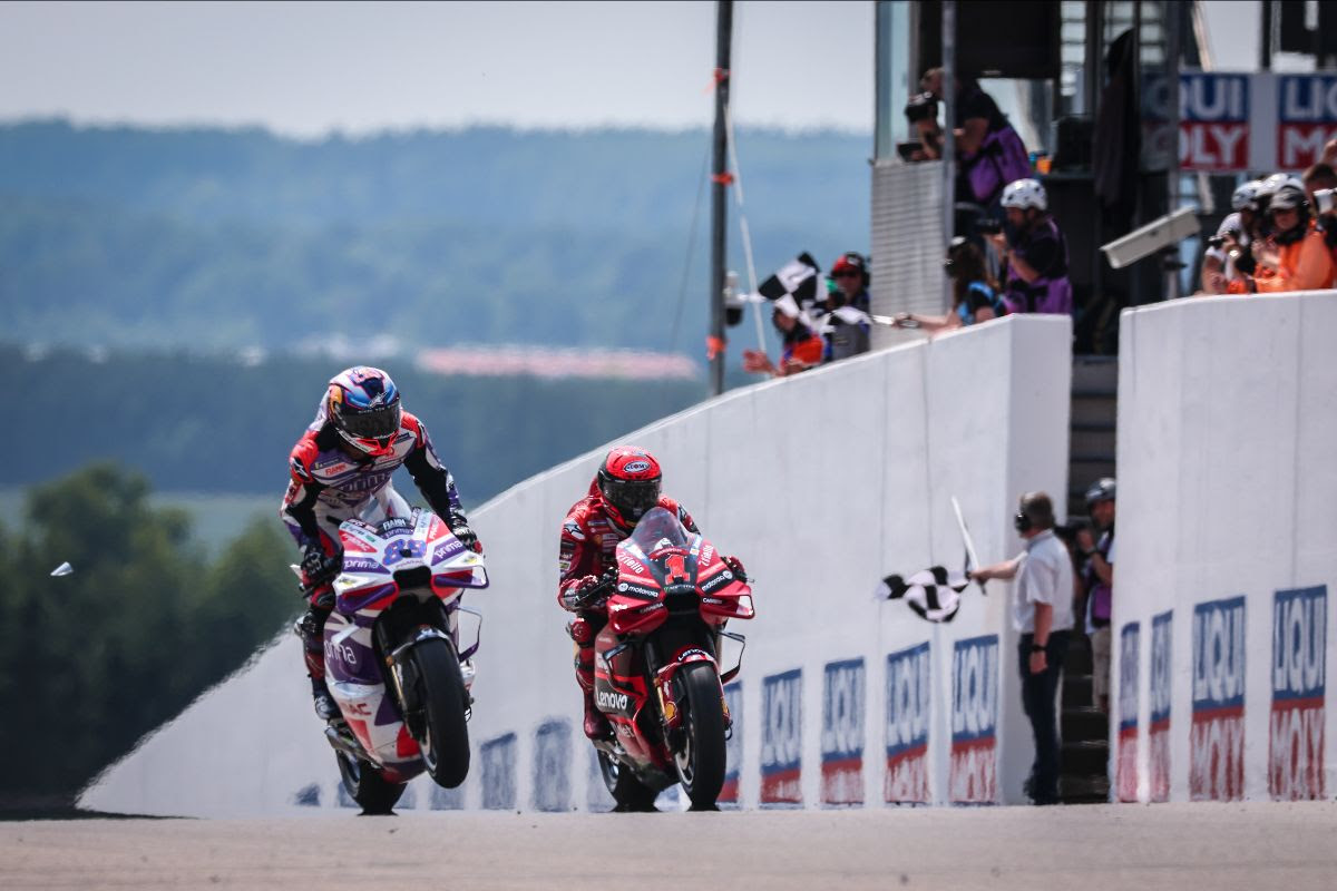 To the WIRE! Just 0.064s decides Martin vs Bagnaia at the Sachsenring