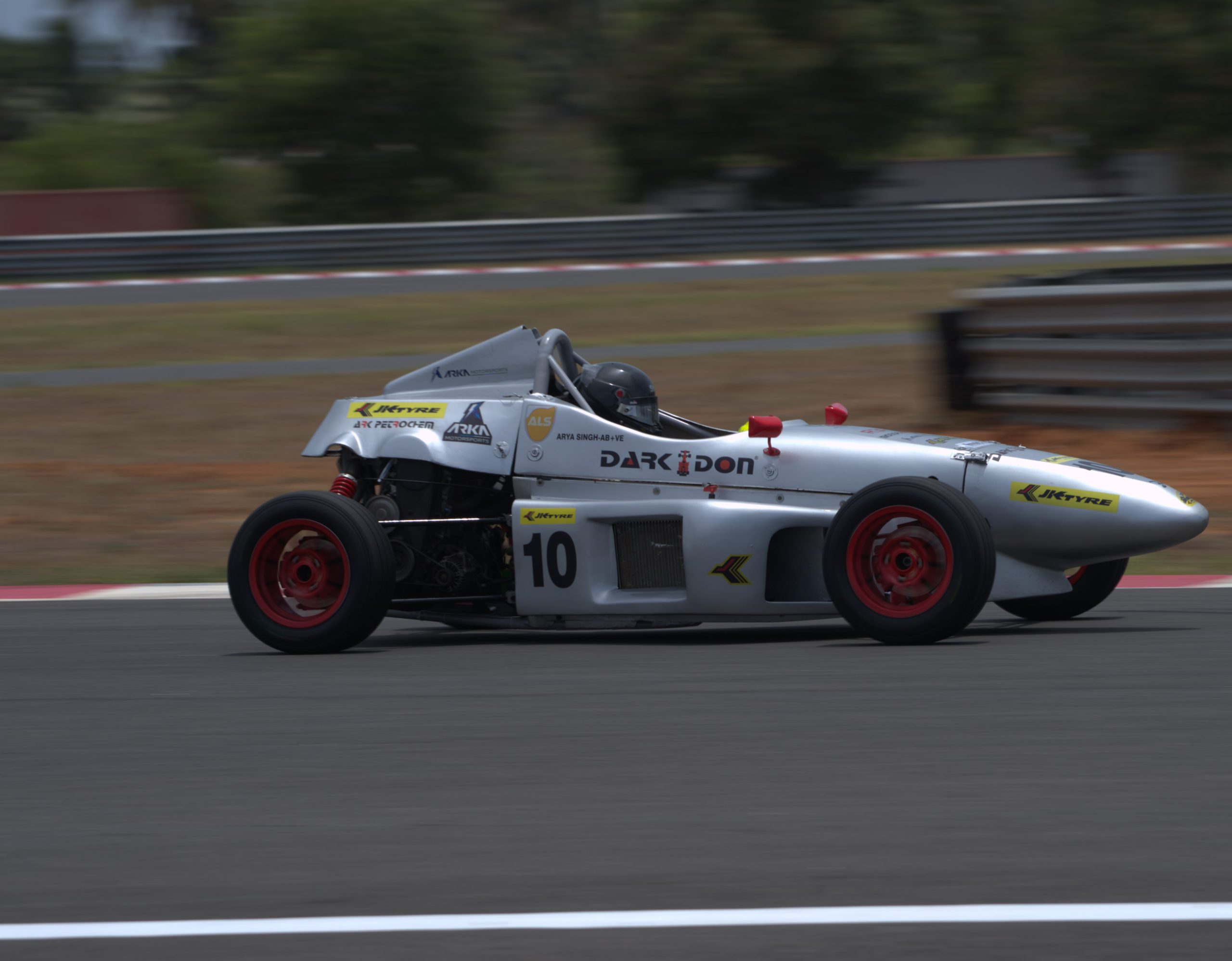 Arjun Nair bags a double in Novice class; Arya Singh, Tijil Rao share LGB F4 honours