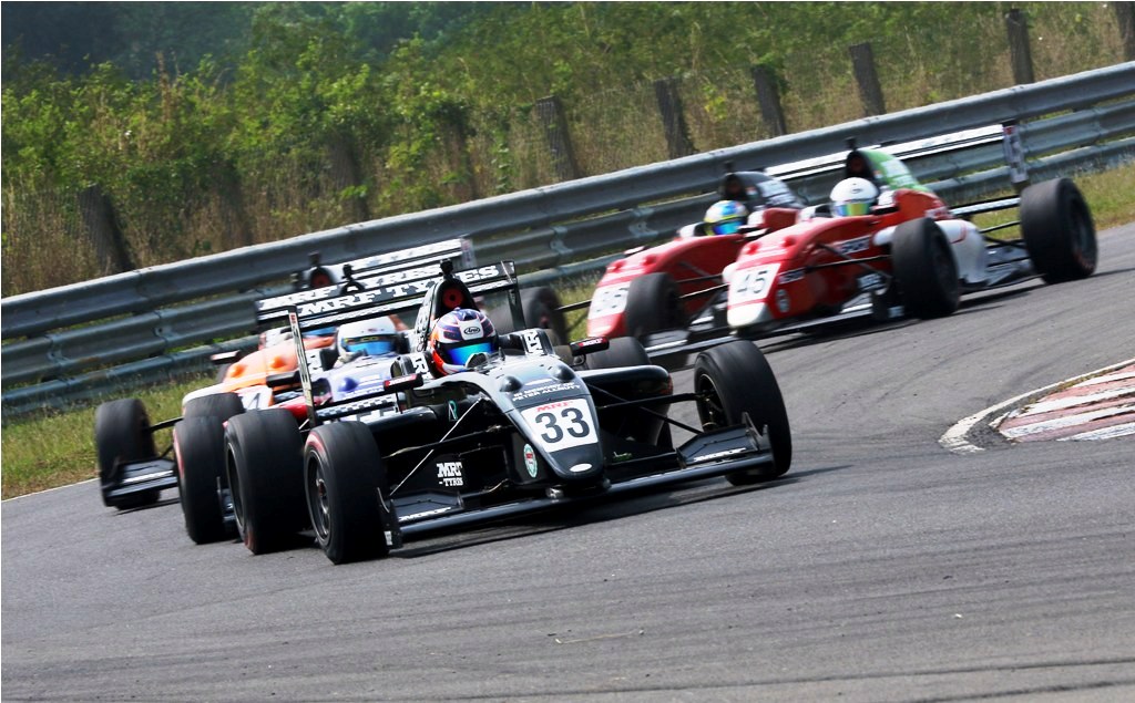 Formula 1500 replaces F1600 as Round 2 begins: 4w Racing Naionals