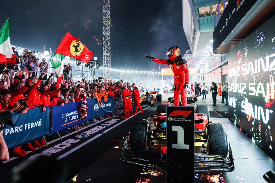 Carlos Sainz wins, breaks the RedBull win streak: Singapore Grand Prix