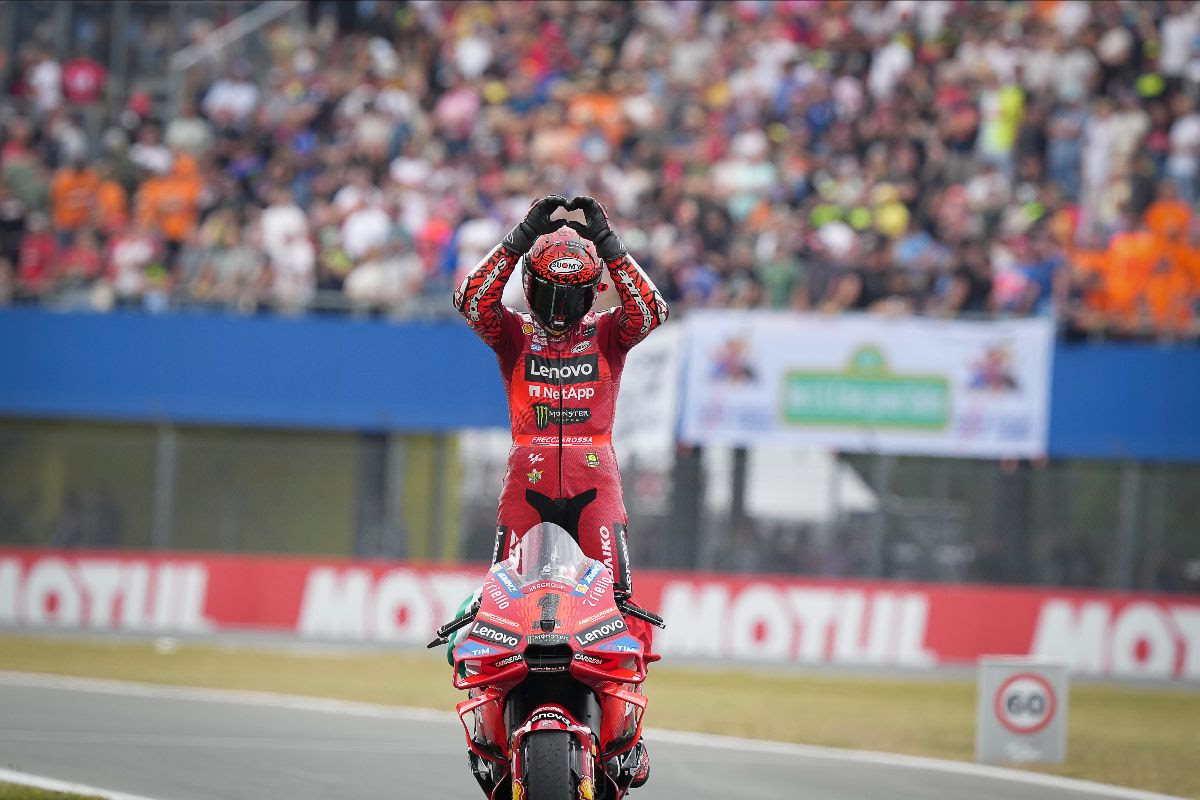 Hat-trick hero: Bagnaia retains Assen crown ahead of Martin, penalty for Marquez