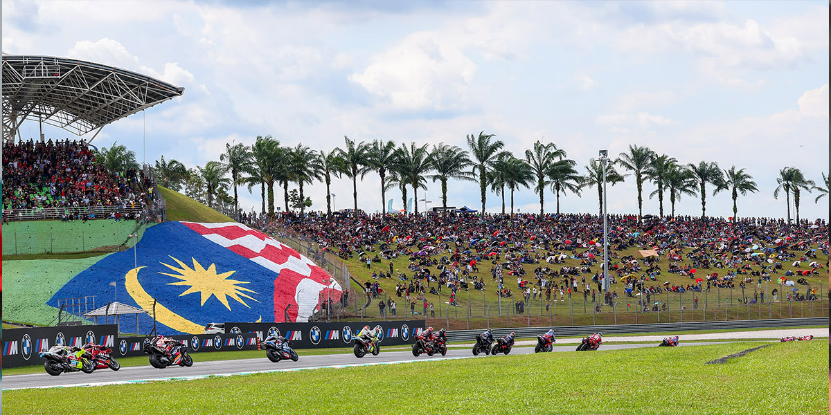 Title fight rolls on as Bagnaia beats Martin in an all-time thriller at Sepang