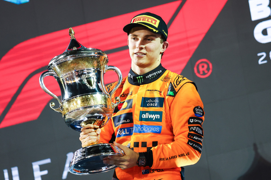  Oscar Piastri takes controlled Bahrain win ahead of George Russell and Lando Norris: F1