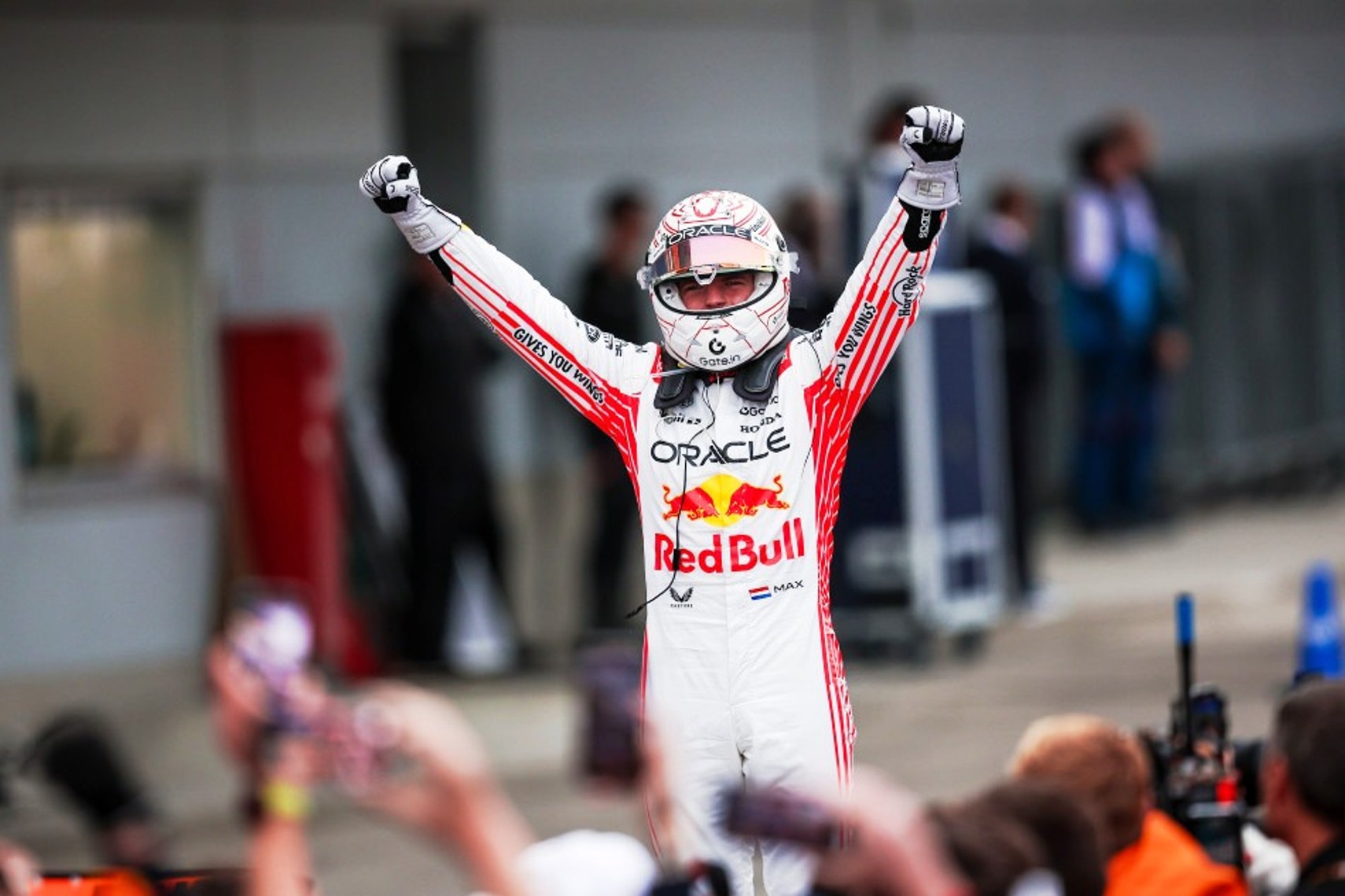 Max Verstappen holds off McLarens to take first win of 2025 in Japan: F1
